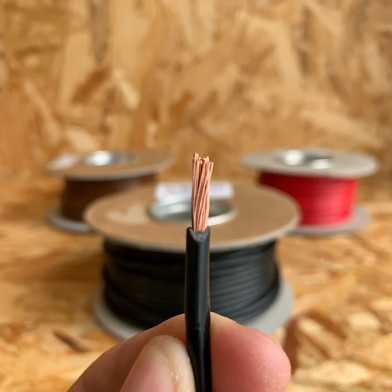 Cavo per auto unipolare da 3 mm² / bobina da 30 metri