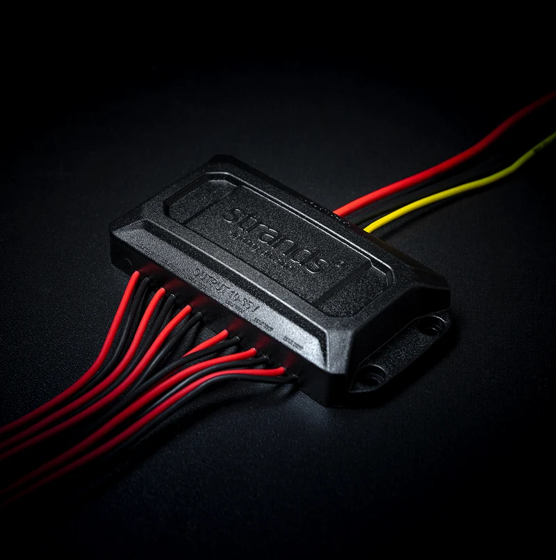 Controller stroboscopico per strisce luminose di posizione fili