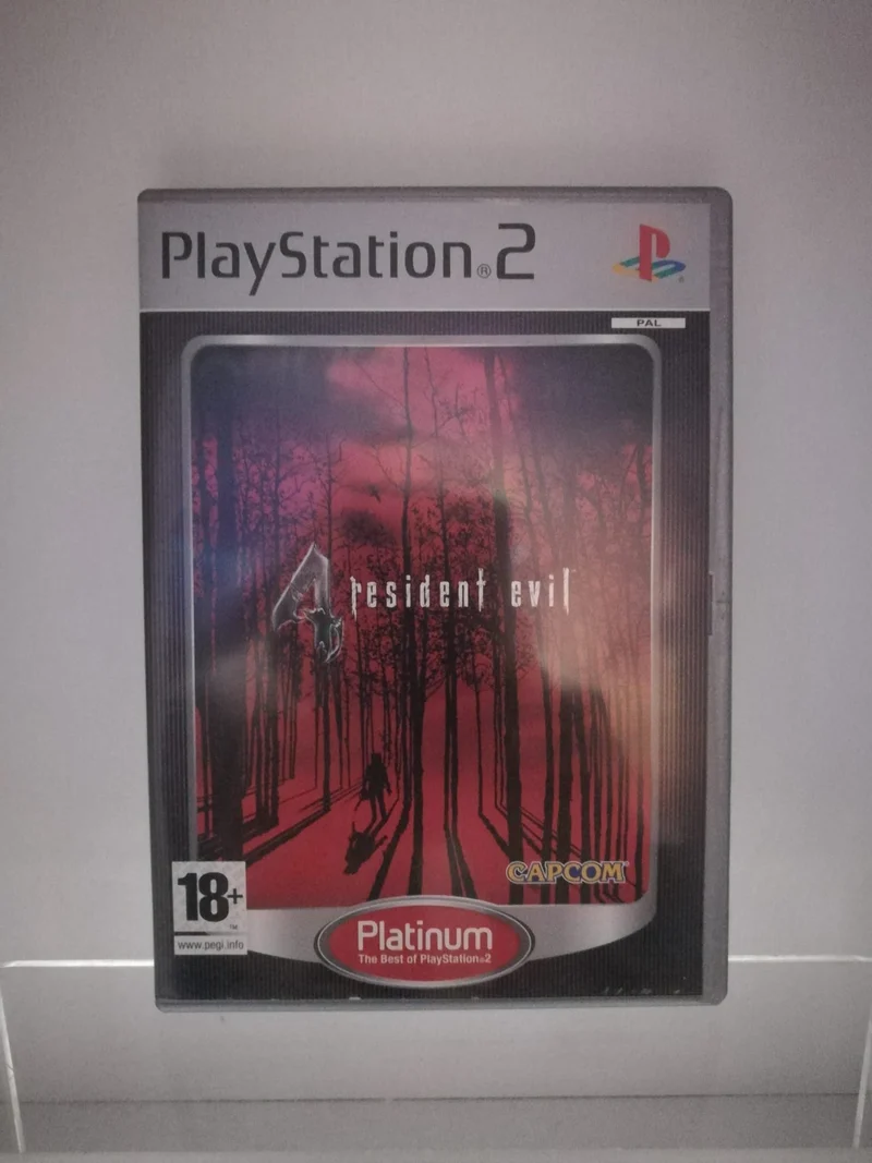 RESIDENT EVIL 4 PS2 (usato garantito)(versione italiana e spagnola)