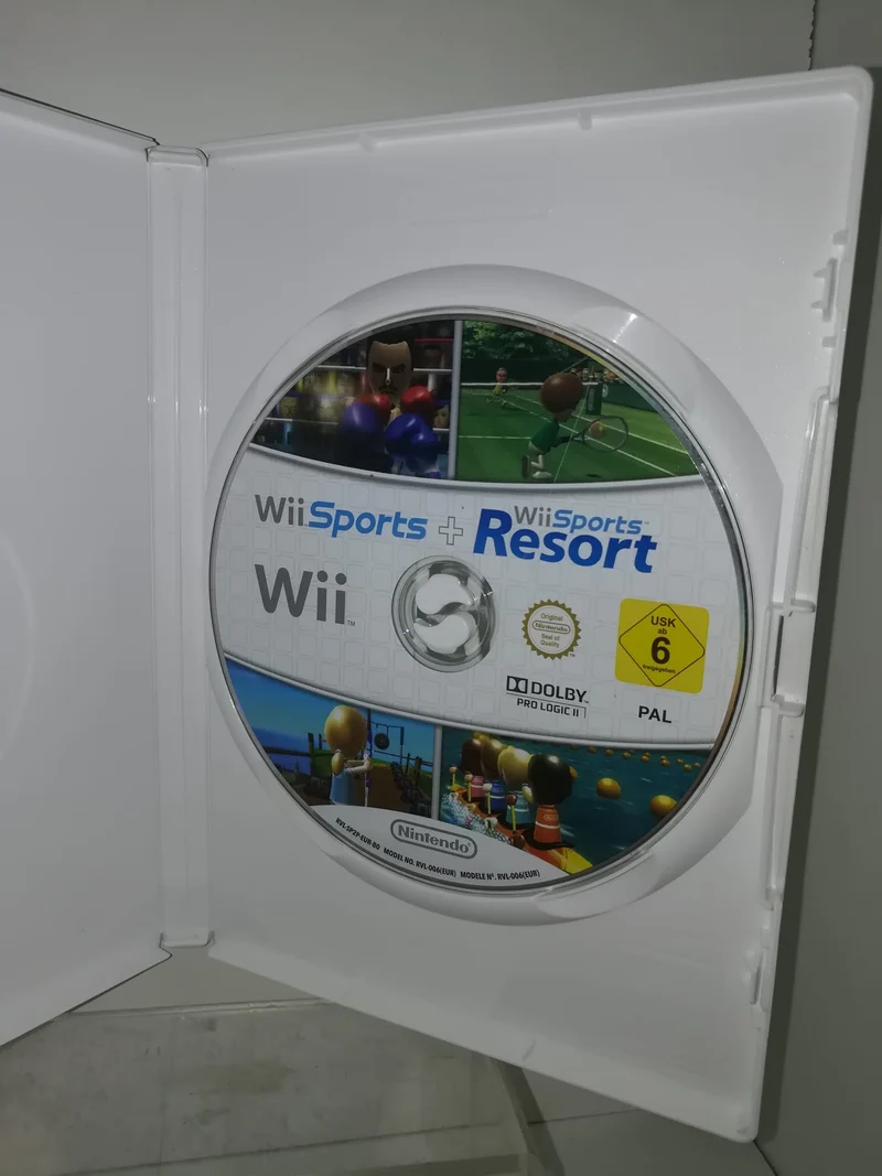 WII SPORTS + WII SPORTS RESORT WII NINTENDO (usato garantio)(solo dvd)
