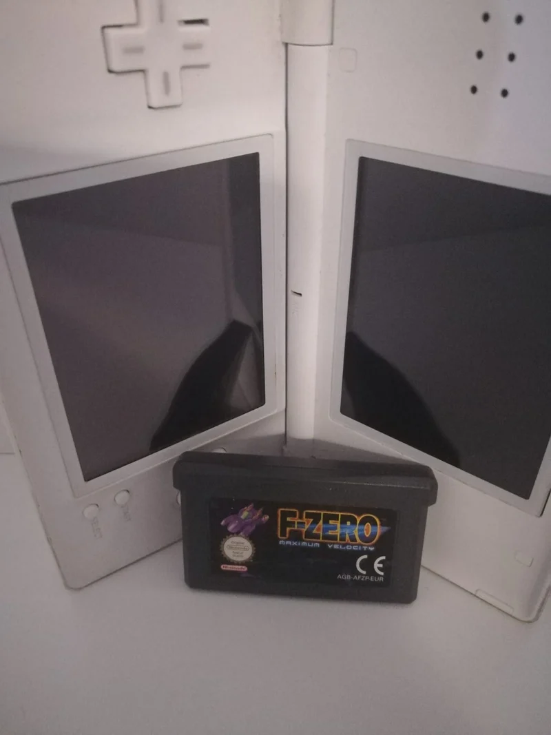F-ZERO MAXIMUM VELOCITY GBA NINTENDO