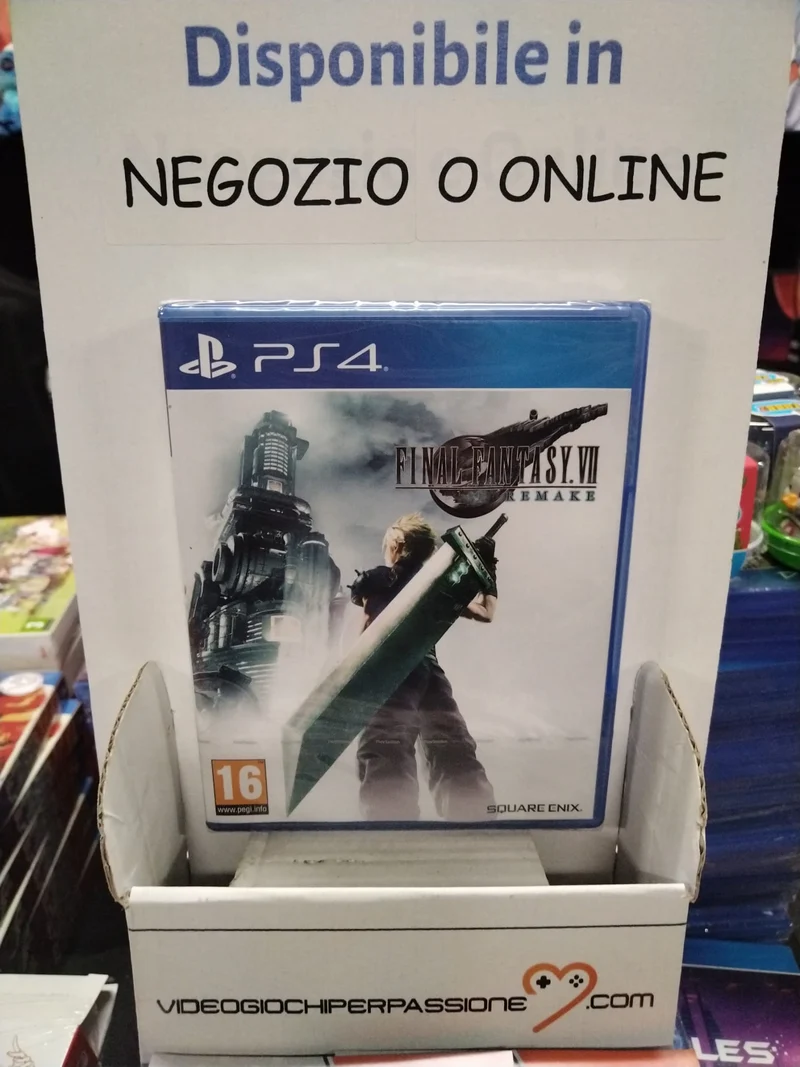 FINAL FANTASY VII REMAKE PLAYSTATION 4 EDIZIONE REGNO UNITO