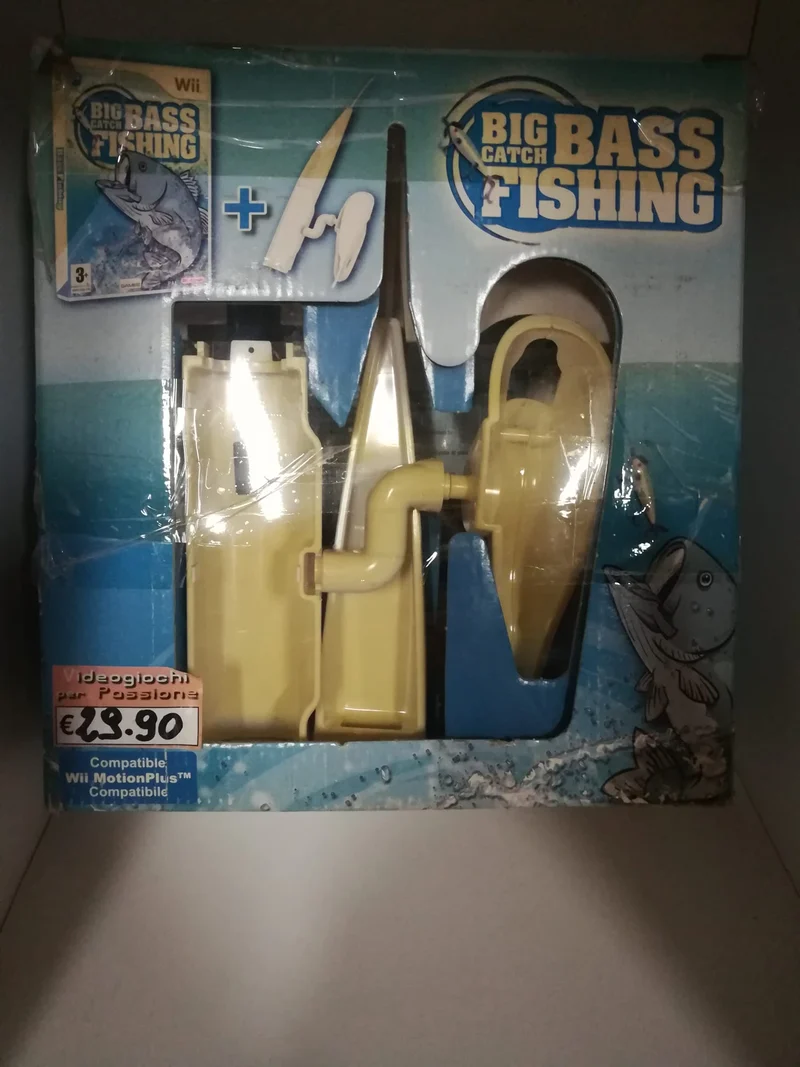 BIG CATCH BASS FISHING NINTENDO WII (versione italiana;inglese)(scatola rovinata dal sole era in vetrina)