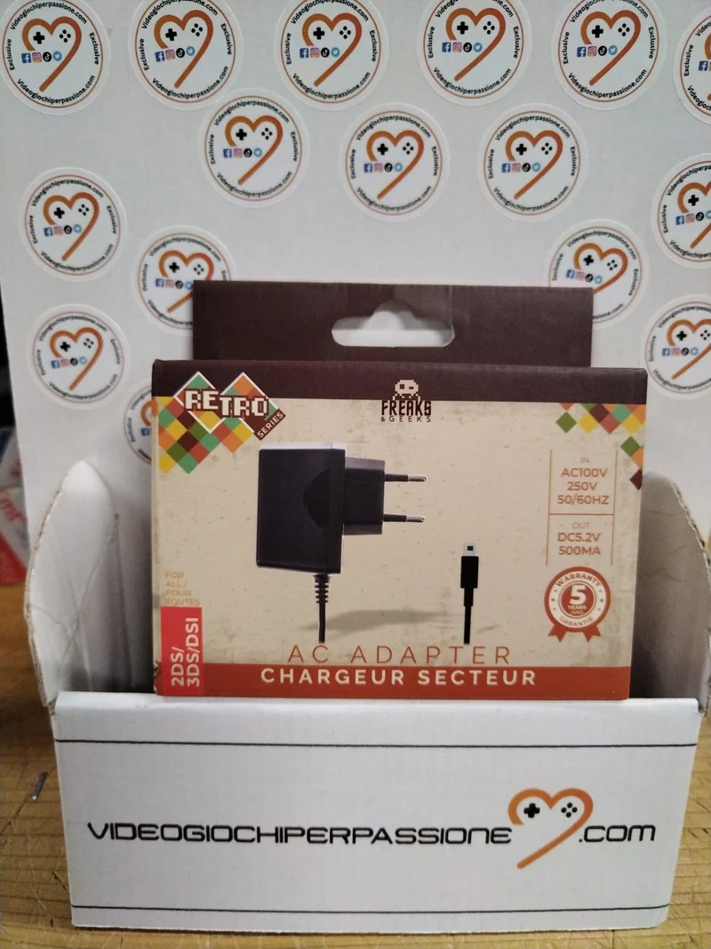 Alimentatore AC 2DS/3DS/DSi FREAKS