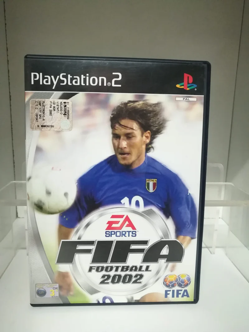FIFA FOOTBALL 2002 PS2 (usato garantito)(versione italiana)