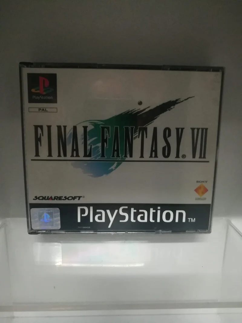 FINAL FANTASY VII PS1 (usato garantito)(provato con ps3)