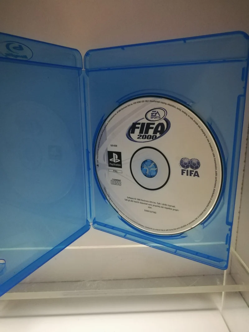 FIFA 2000 PS1 (usato garantito)(senza custodia)