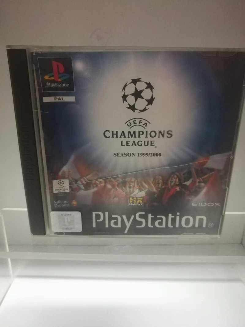 UEFA CHAMPIONS LEAGUE 1999/2000 PS1 (usato garantito)