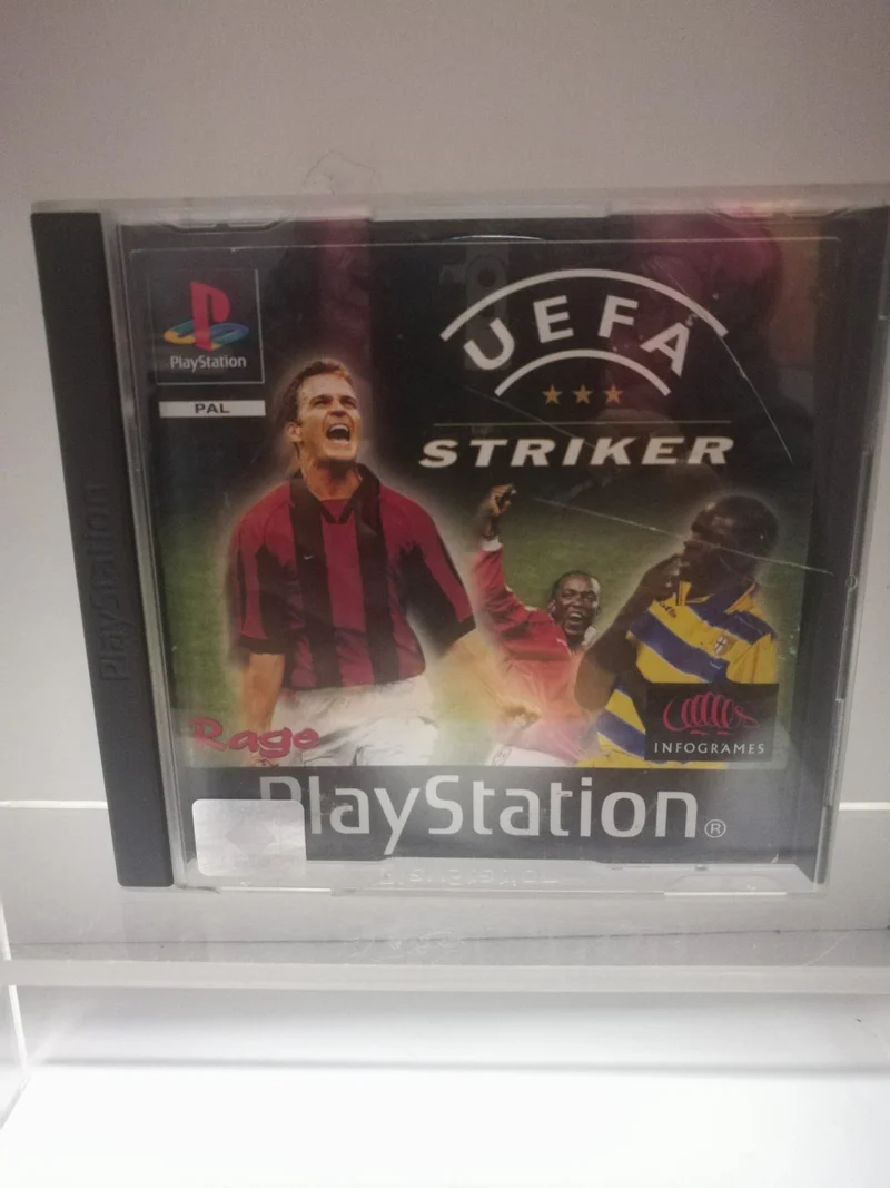 UEFA STRIKER PS1 (usato garantito)(manca la copertina davanti)