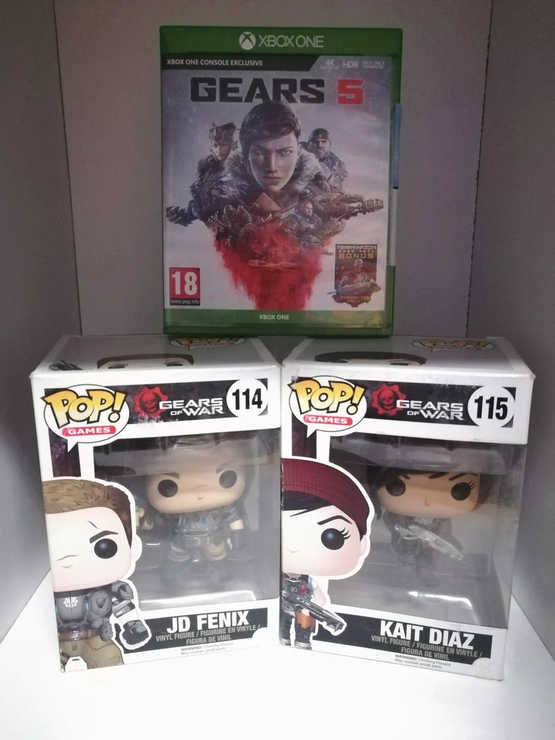 GEARS 5 XBOX ONE +2 FUNKO POP! (JD FENIX)(KAIT DIAZ)