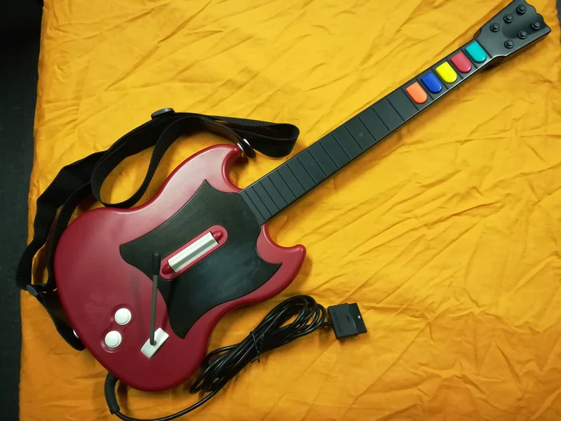 GUITA HERO SOLO CHITARRA PS2 (usato garantito)