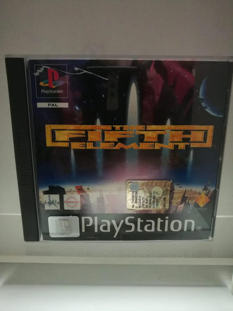 THE FIFTH ELEMENT PS1 (usato garantito)